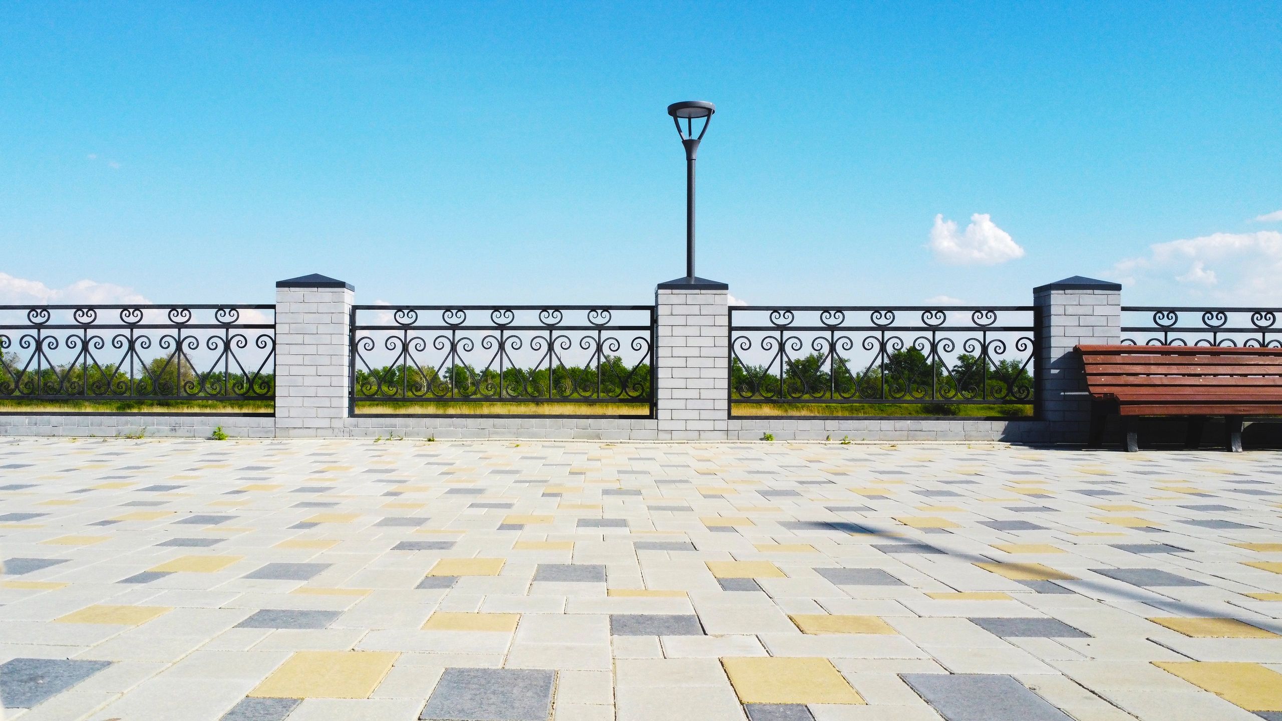 Stone paving and hard landscaping surface detail